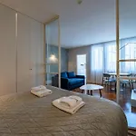 Intimate Apartment Downtown With Terrace - D