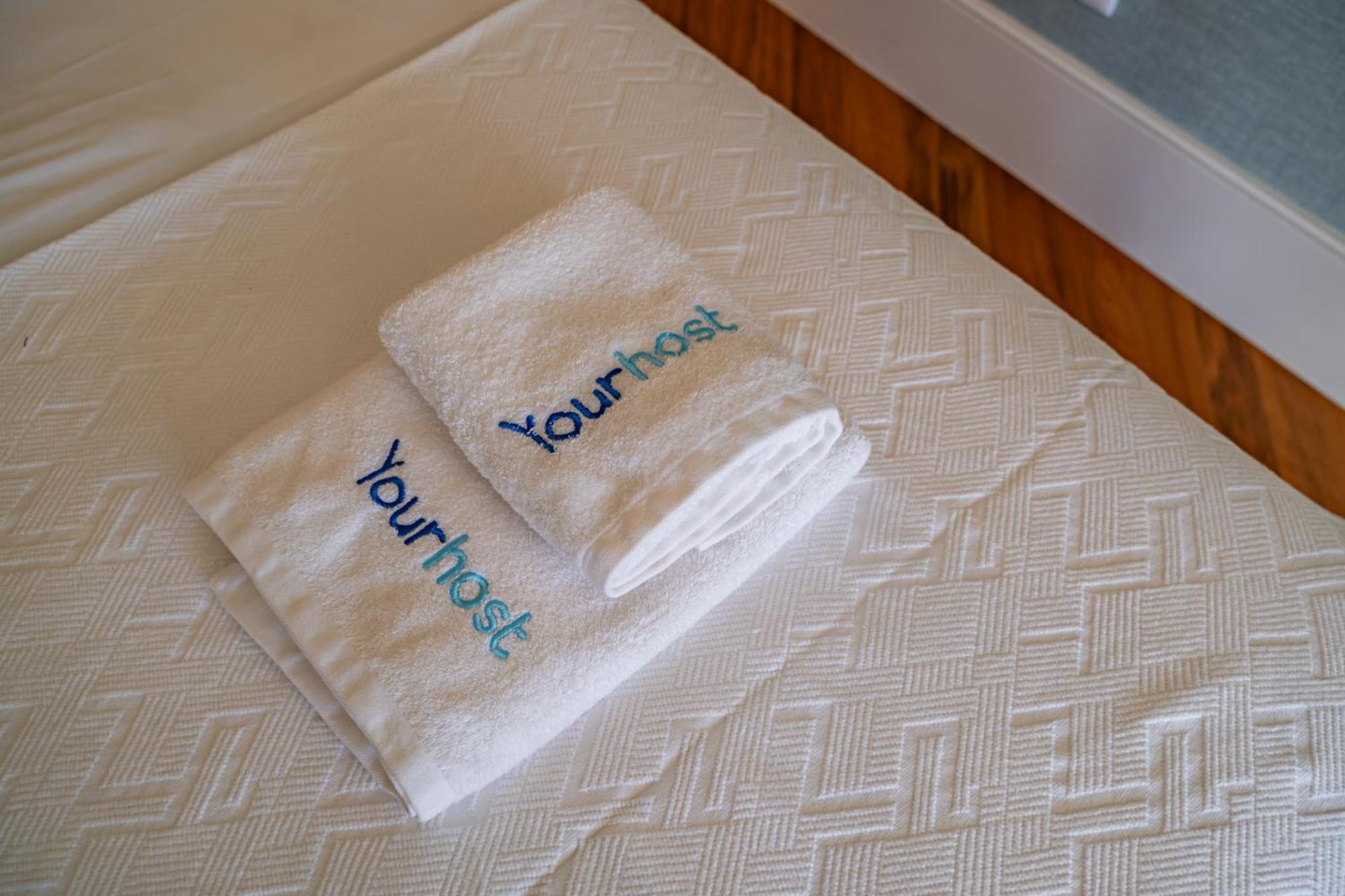 Intimate Downtown With Terrace - D Apartamento